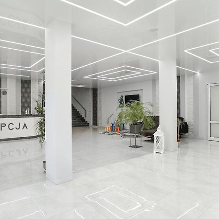 Hotel - Restauracja "Sloneczna" Яроцин Экстерьер фото